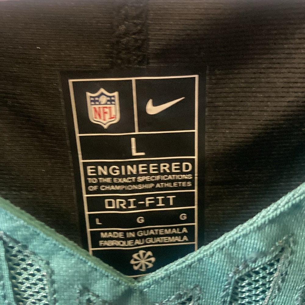 Saquon Barkley # 26 Philadelphia Eagles size large jersey - Picture 2 of 8